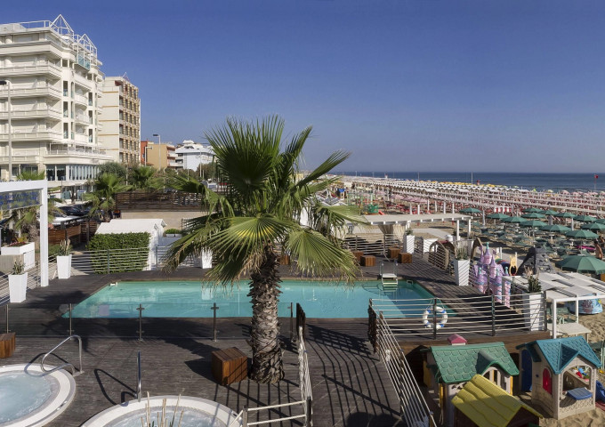 site.hotel tiffanys panoramica mare