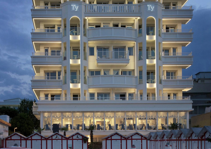 site.hotel tiffanys riccione esterno mare