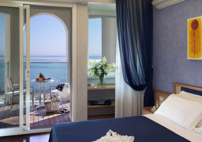 site.hotel tiffanys camera vista mare