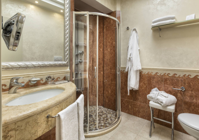 site.Hotel Tiffanys Riccione Camera_13