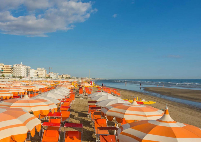 site.riccione posizione hotel tiffanys