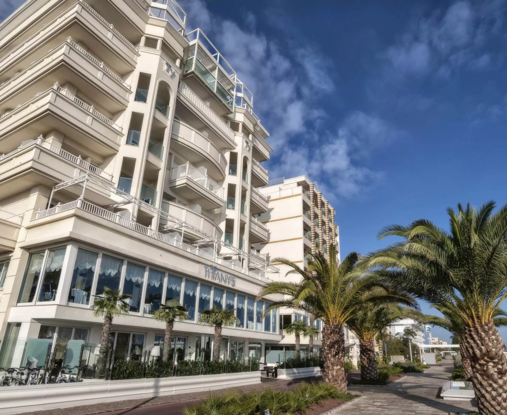 media.hotel tiffanys riccione sul lungomare