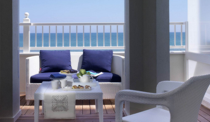 media.colazione sul mare riccione