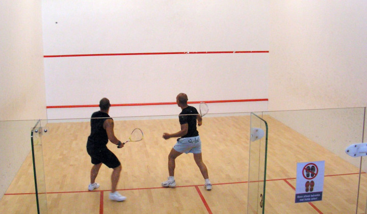 media.Squash tiffany riccione hotel 4 stelle offerte