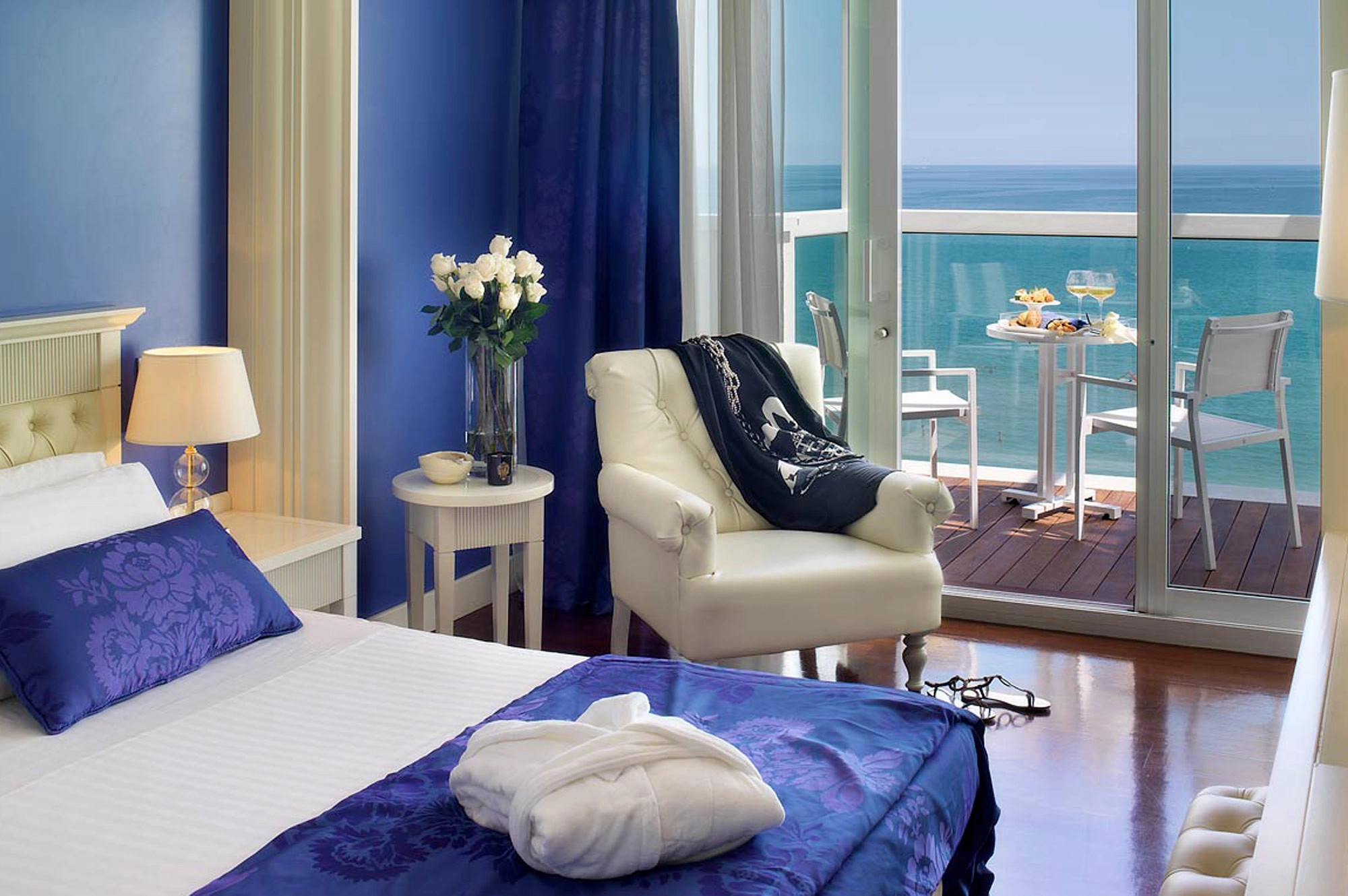 media.Slide-Camera-Top-01-Hotel-Tiffani's-Riccione